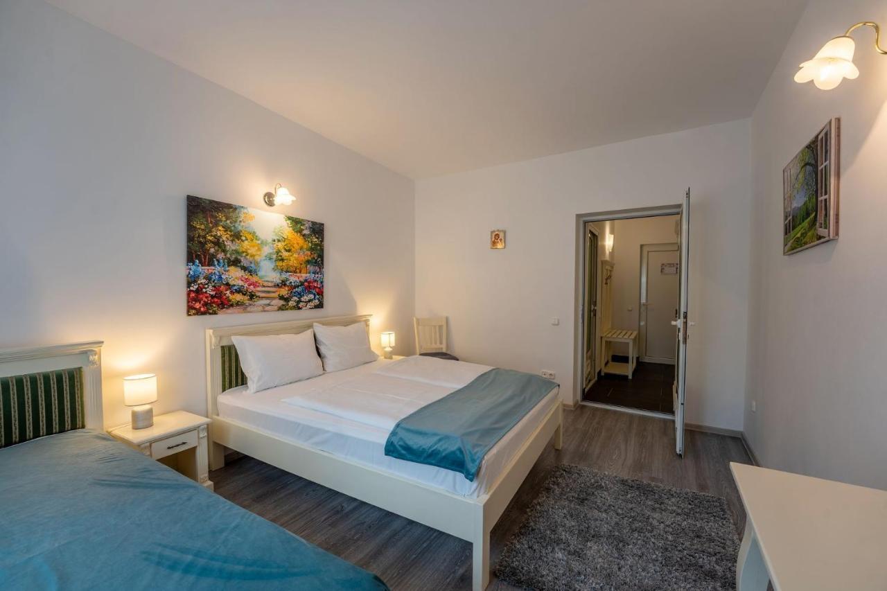 Palas Boutique Segesvár Kültér fotó